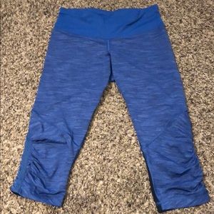Lululemon Run for your life crops size 6